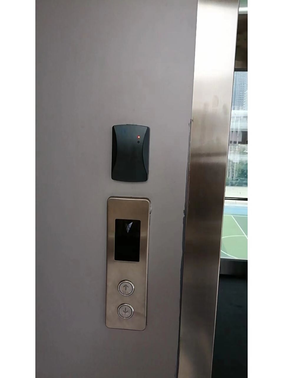 IC卡刷卡進電梯 智能化系統中的人與通行革命